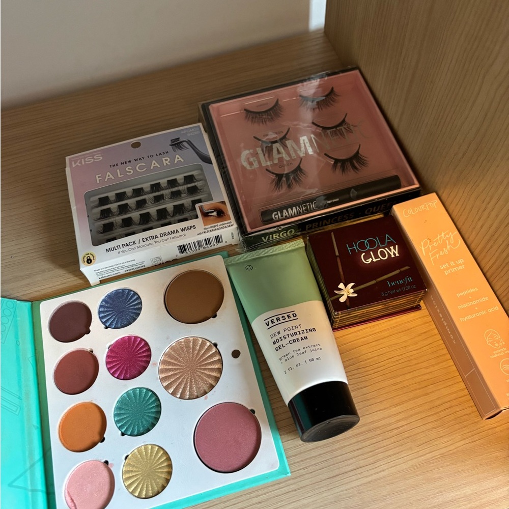 Makeup bundle